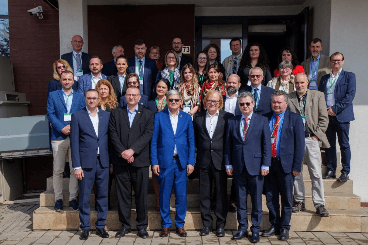 Participanții la evenimentul de lansare Ro-HydroHub, 13 martie 2025